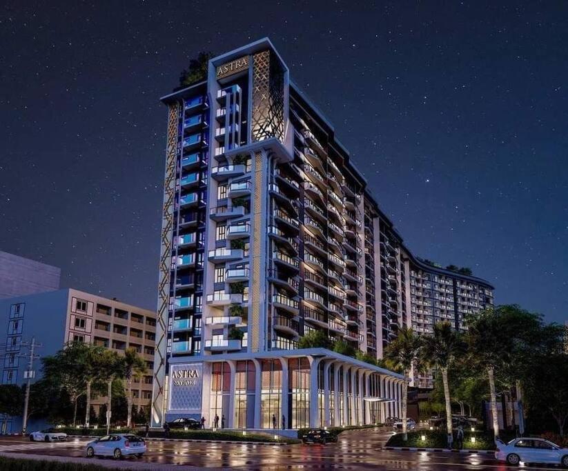 Modern Style Room With Sky Pool 古城边天际泳池公寓 เชียงใหม่ ภายนอก รูปภาพ