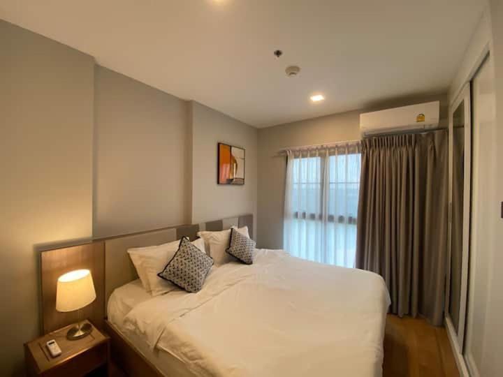 Modern Style Room With Sky Pool 古城边天际泳池公寓 เชียงใหม่ ภายนอก รูปภาพ